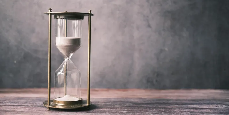 A sand hourglass in use